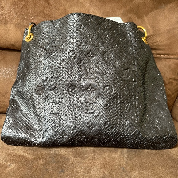 Louis Vuitton Python Artsy - Picture 7 of 15